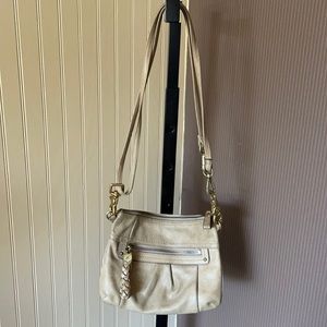 B.makowsky tan leather  purse bronze hardware